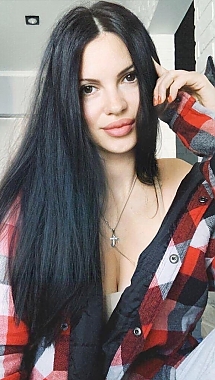 Lina Nikolaev 1241347