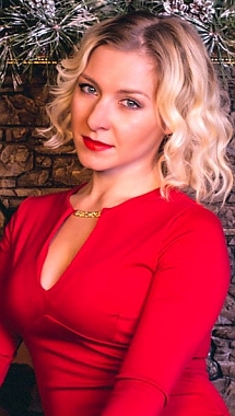 Aliona Chuhuiv 127404