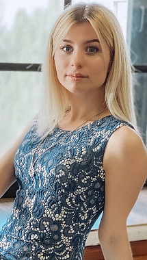 Yulia Nikolaev 1284198