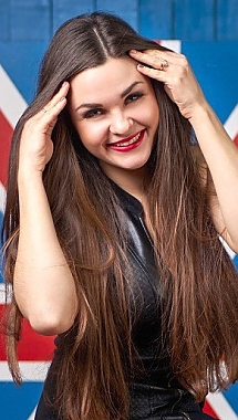 Yuliya Nikolaev 143351