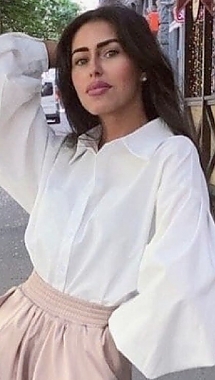 Karina Dnipro 1499033