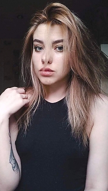 Vladyslava Hamburg 2014447