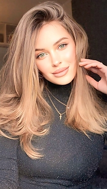 Liubov Berlin 2330236