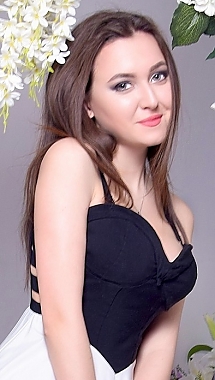 Alena Kharkov 233153