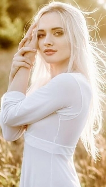 Yuliia Kyiv 2366333