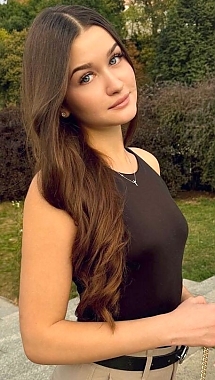 Viktoriia Kyiv 2383984