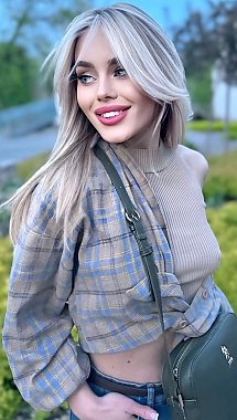 Elena Berlin 2384469
