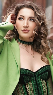 Oksana Chicago 2385543