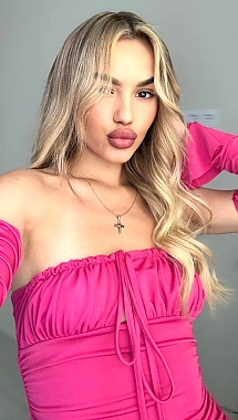 Yullia Ottawa 2386526