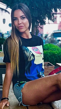 Karina Kyiv 2390018