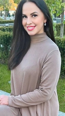 Oksana Paris 2391085