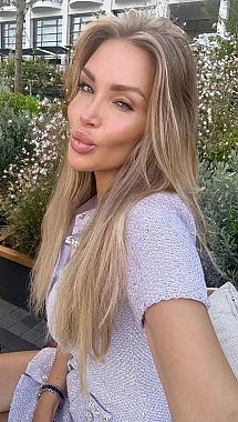 Kseniia Chicago 2392596