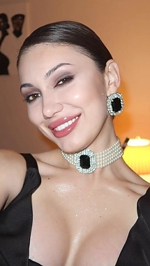 Tetiana Chicago 2392682