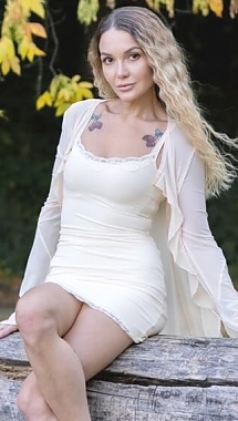 Yuliia Dnipro 2393916