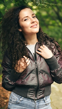 Olena Florence 2394233