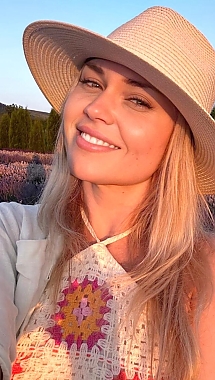 Oksana Costești 2394599