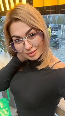 Ekaterina Kiyiv 2396922