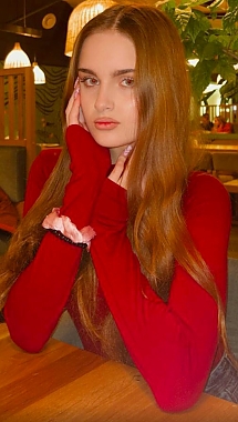 Tatiana Lviv 2398082