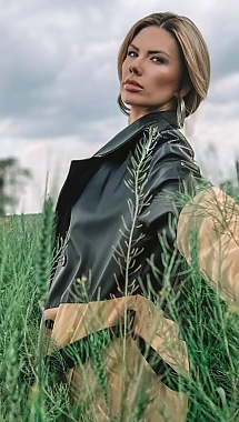 Kateryna Berlin 2398454