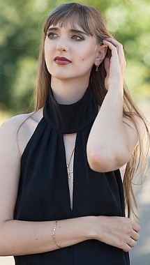 Alyona Nikolaev 260638