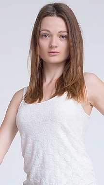 Karina Nikolaev 594512