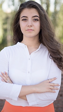 Eugenia Kharkov 674496