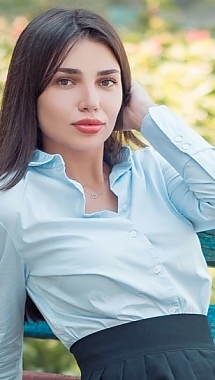 Yana Nikolaev 678322