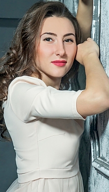 Alyona Kharkov 910353